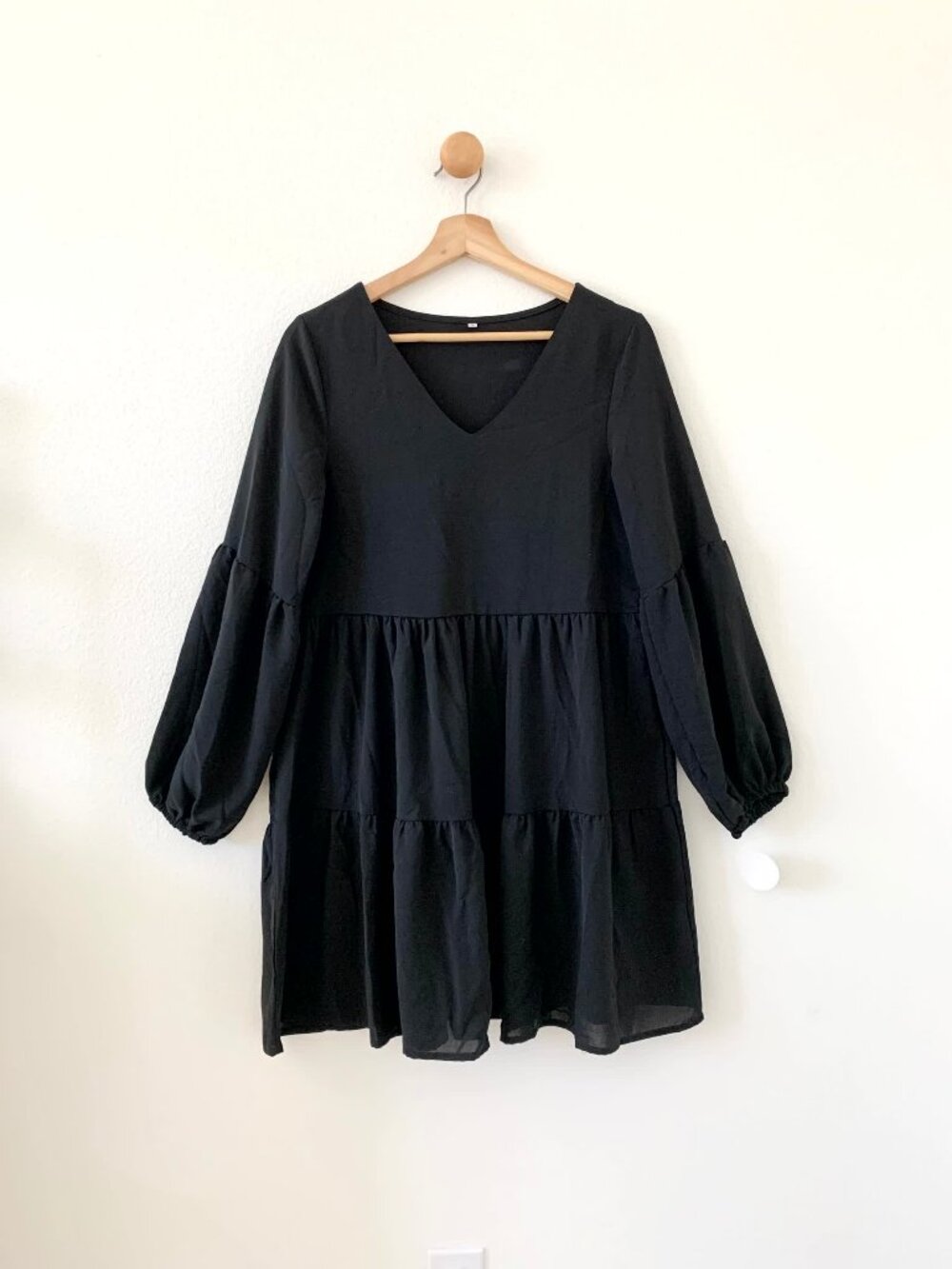 Black Basic Solid Crew neck Layered Long Sleeves Dress Small